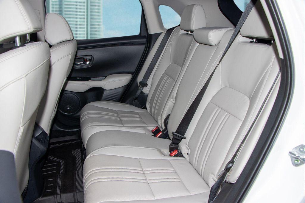 used 2025 Honda HR-V car, priced at $27,400