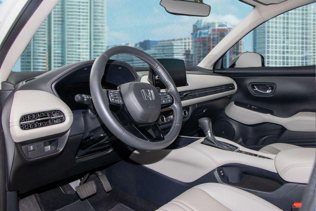 used 2025 Honda HR-V car, priced at $27,400