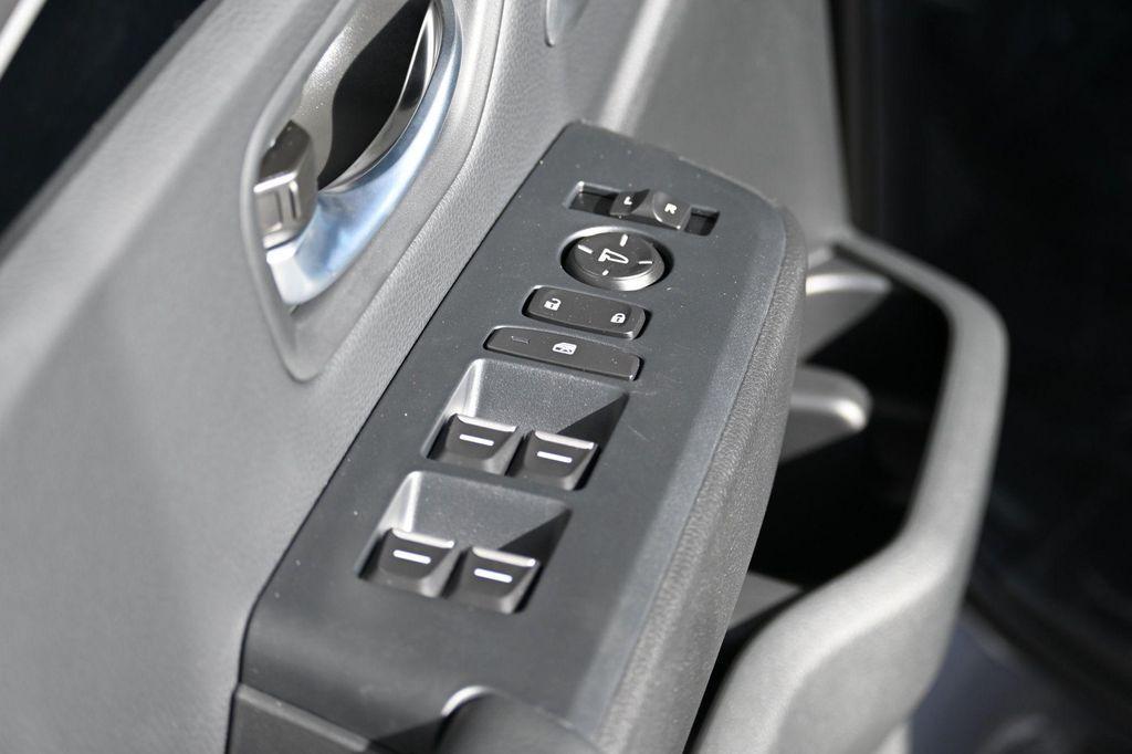 new 2025 Honda Pilot car, priced at $44,995