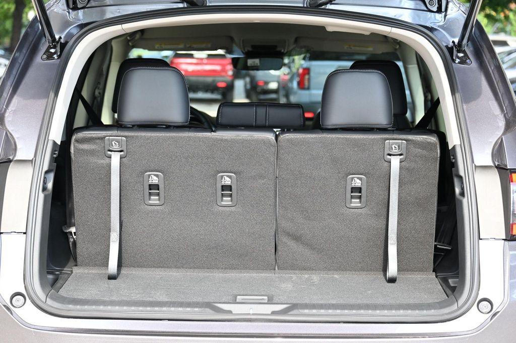 new 2025 Honda Pilot car, priced at $44,995