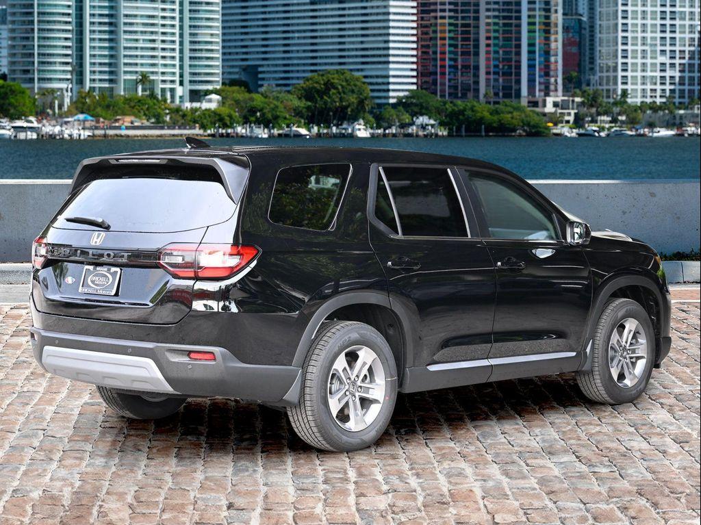 new 2025 Honda Pilot car, priced at $44,695