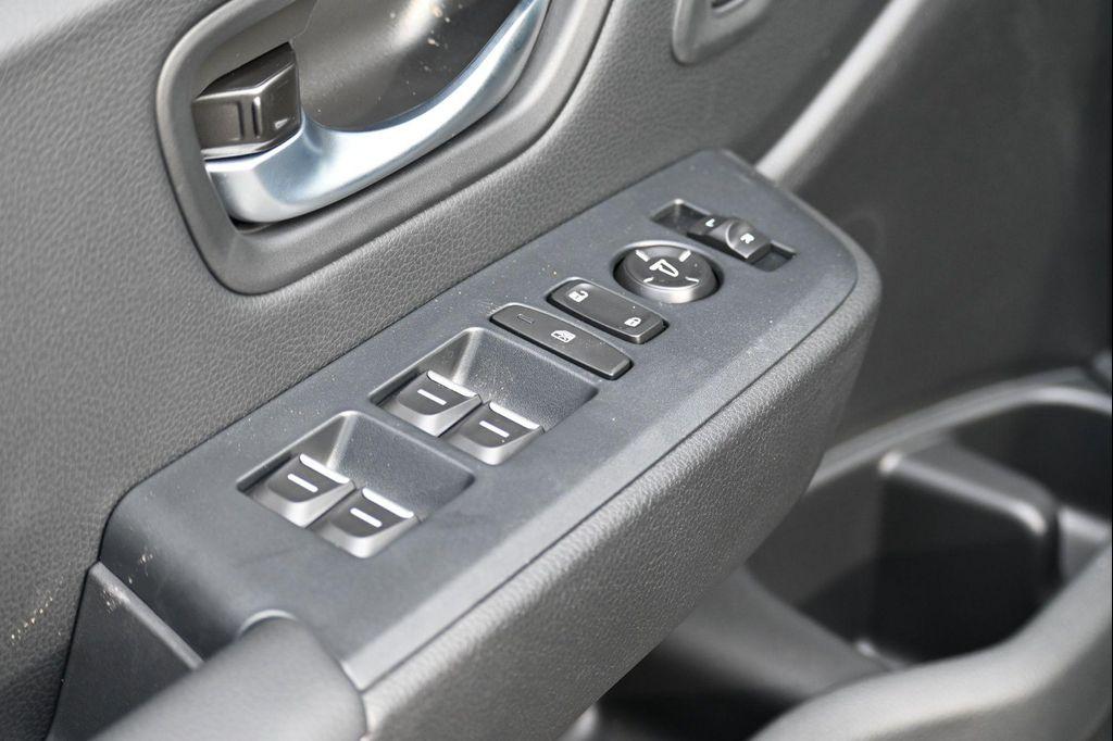 new 2025 Honda Pilot car, priced at $44,695