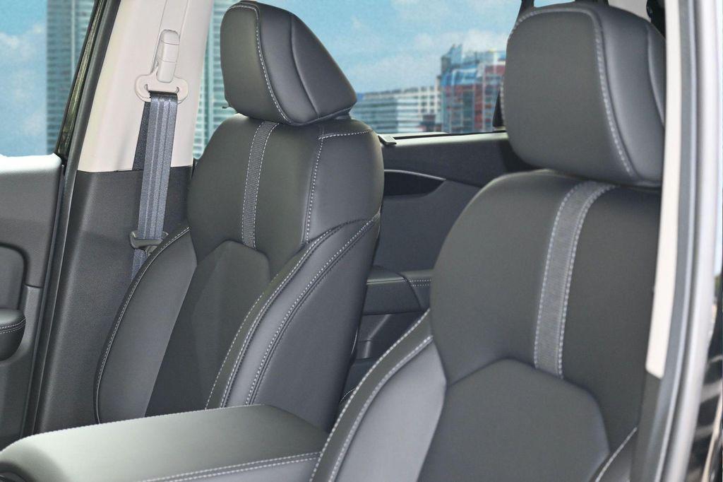 new 2025 Honda Pilot car, priced at $44,695