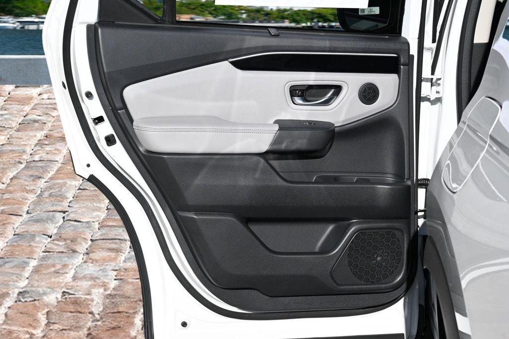 new 2025 Honda Pilot car, priced at $43,367