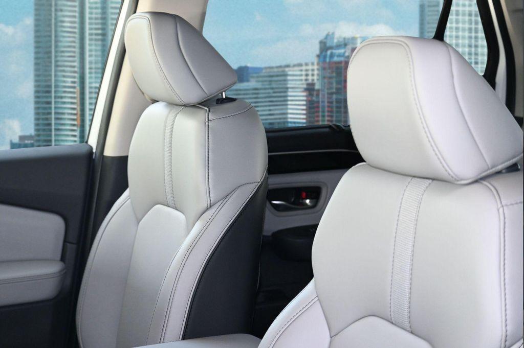 new 2025 Honda Pilot car, priced at $43,367