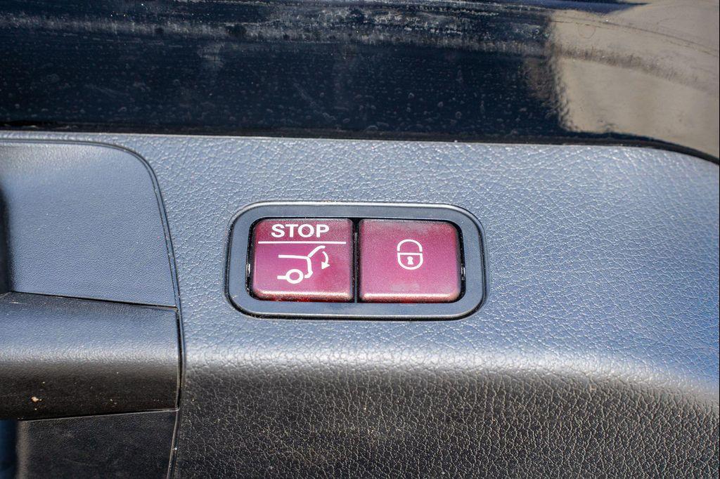 used 2021 Mercedes-Benz AMG GLB 35 car, priced at $27,800