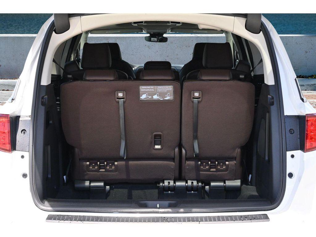 new 2026 Honda Odyssey car, priced at $49,397