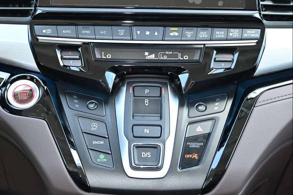 new 2026 Honda Odyssey car, priced at $49,397