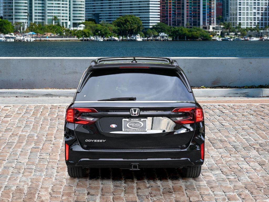 new 2026 Honda Odyssey car, priced at $44,436