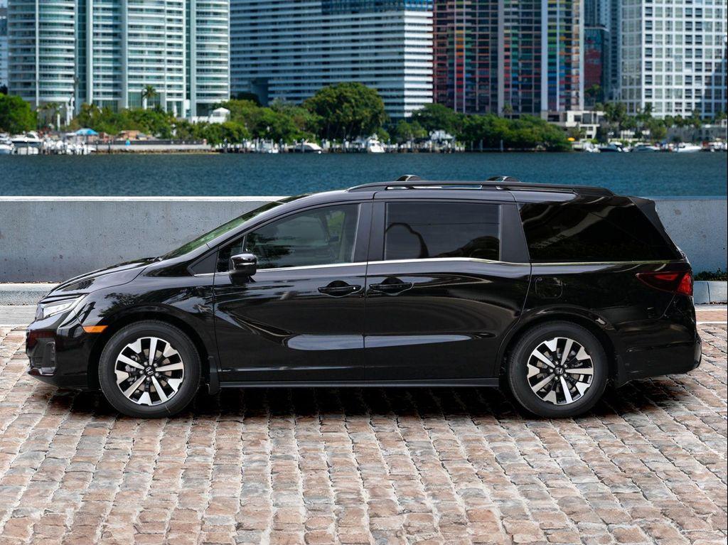 new 2026 Honda Odyssey car, priced at $44,436