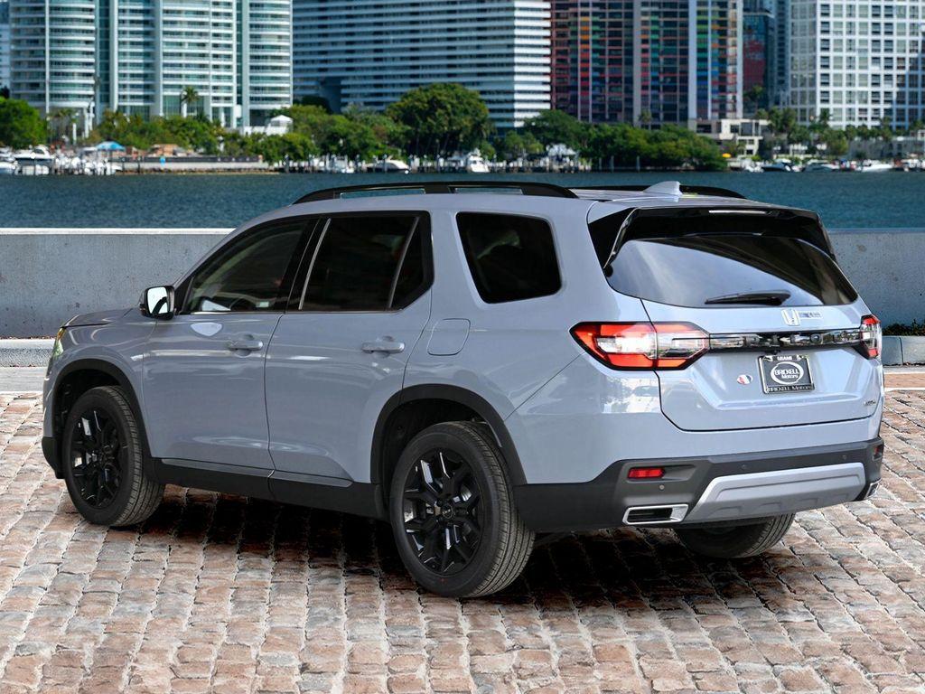 new 2025 Honda Pilot car, priced at $48,955