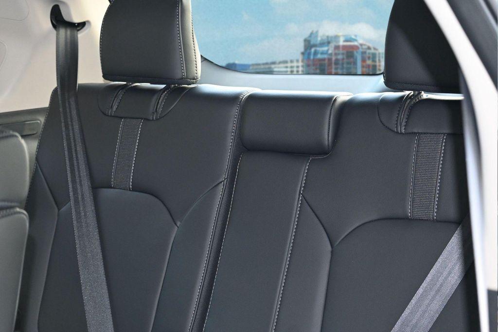 new 2025 Honda Pilot car, priced at $48,955