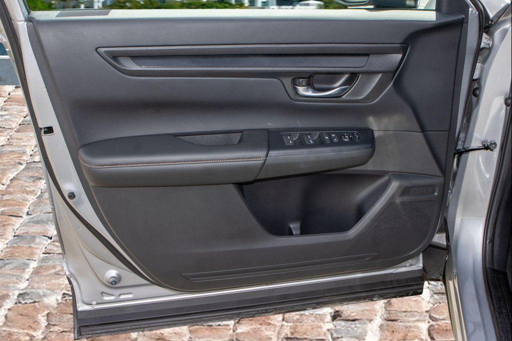 used 2023 Honda CR-V Hybrid car, priced at $27,500