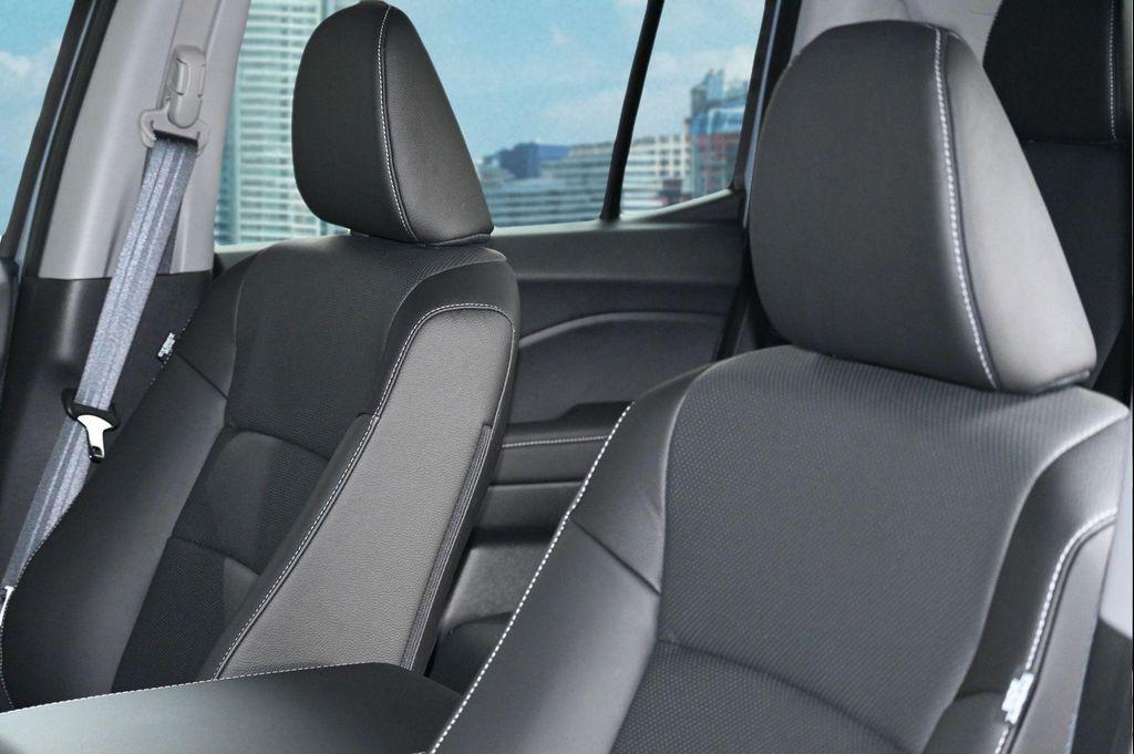 new 2025 Honda Ridgeline car, priced at $45,085