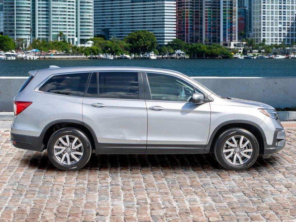 used 2021 Honda Pilot car, priced at $25,000