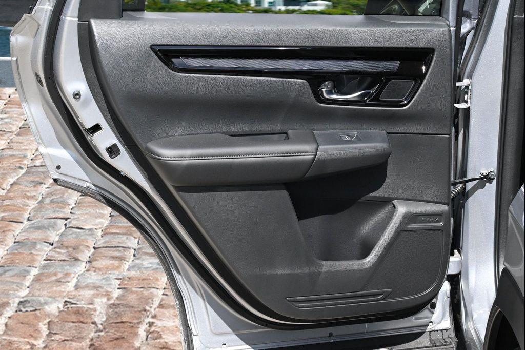 new 2025 Honda CR-V car, priced at $35,895