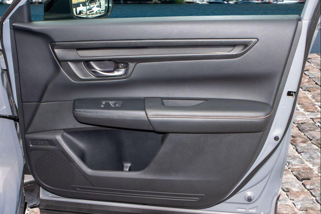 used 2023 Honda CR-V Hybrid car, priced at $25,800