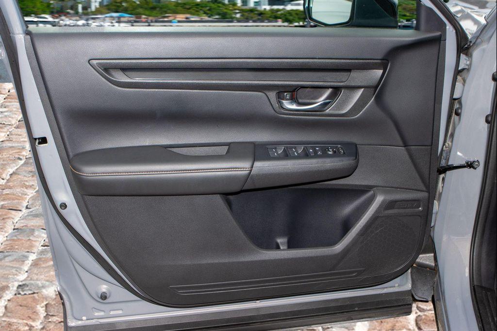 used 2023 Honda CR-V Hybrid car, priced at $27,200