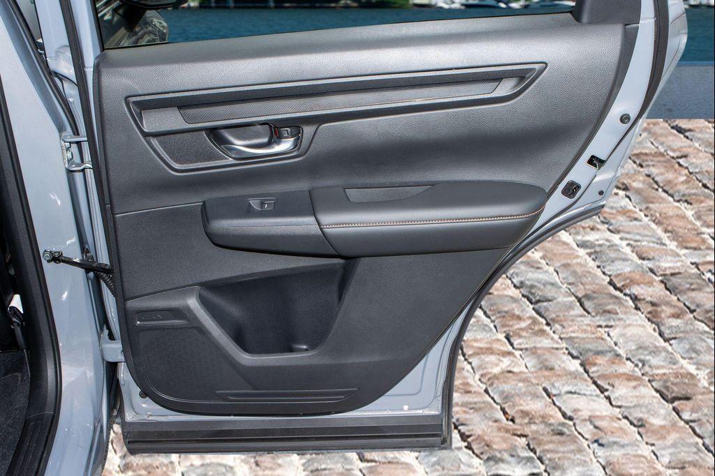 used 2023 Honda CR-V Hybrid car, priced at $25,800