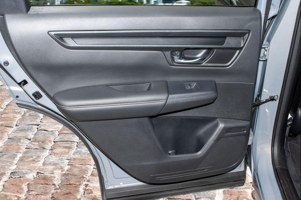 used 2023 Honda CR-V Hybrid car, priced at $25,800