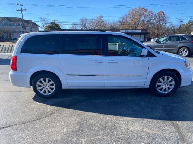 used 2016 Chrysler Town & Country car, priced at $11,980