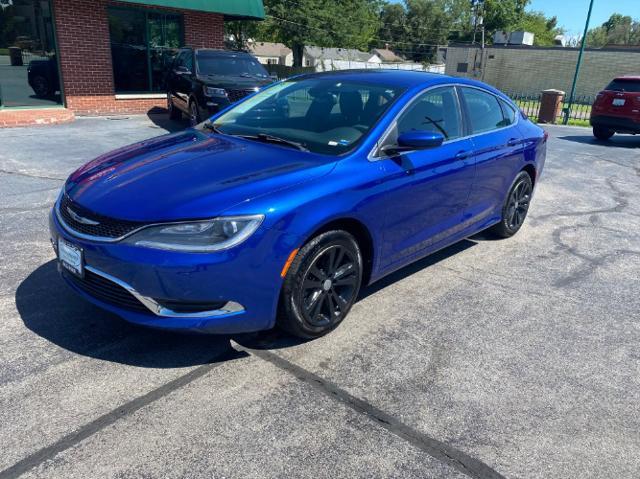used 2015 Chrysler 200 car