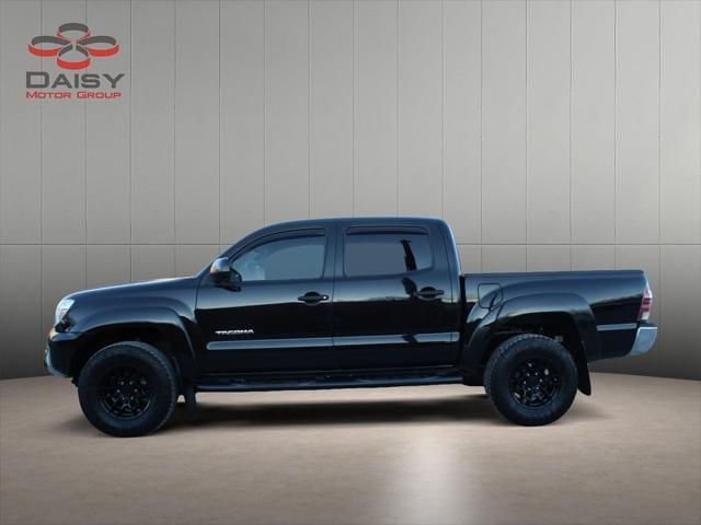 used 2013 Toyota Tacoma car, priced at $18,999