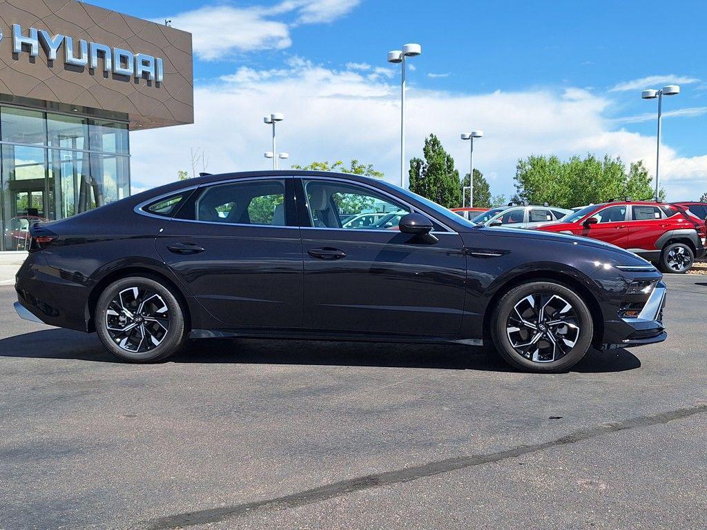 new 2024 Hyundai Sonata car, priced at $29,465