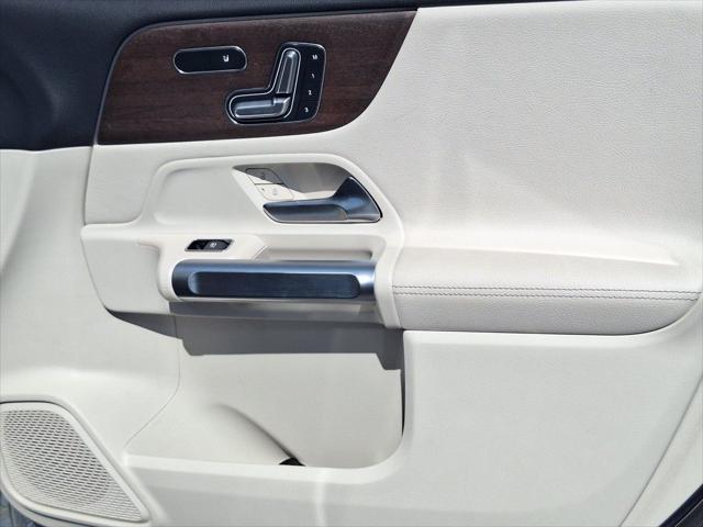 used 2021 Mercedes-Benz GLB 250 car, priced at $27,988