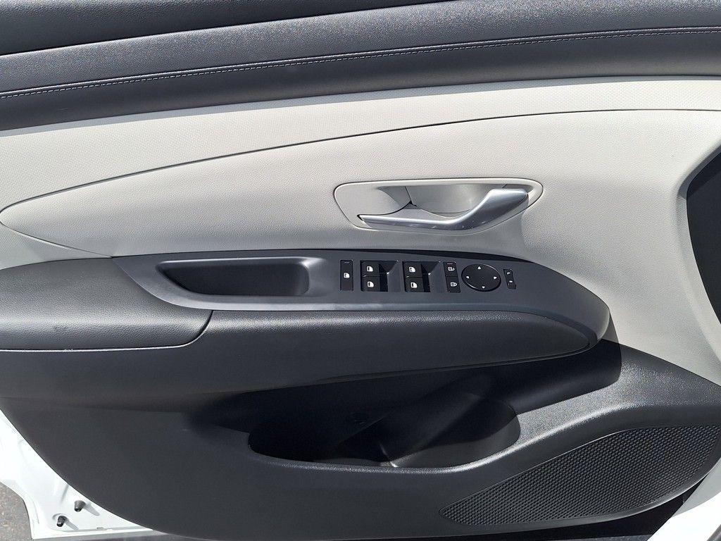 new 2025 Hyundai Tucson car, priced at $28,922