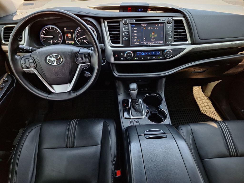 used 2018 Toyota Highlander car, priced at $22,988