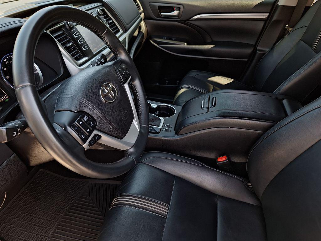 used 2018 Toyota Highlander car, priced at $22,988