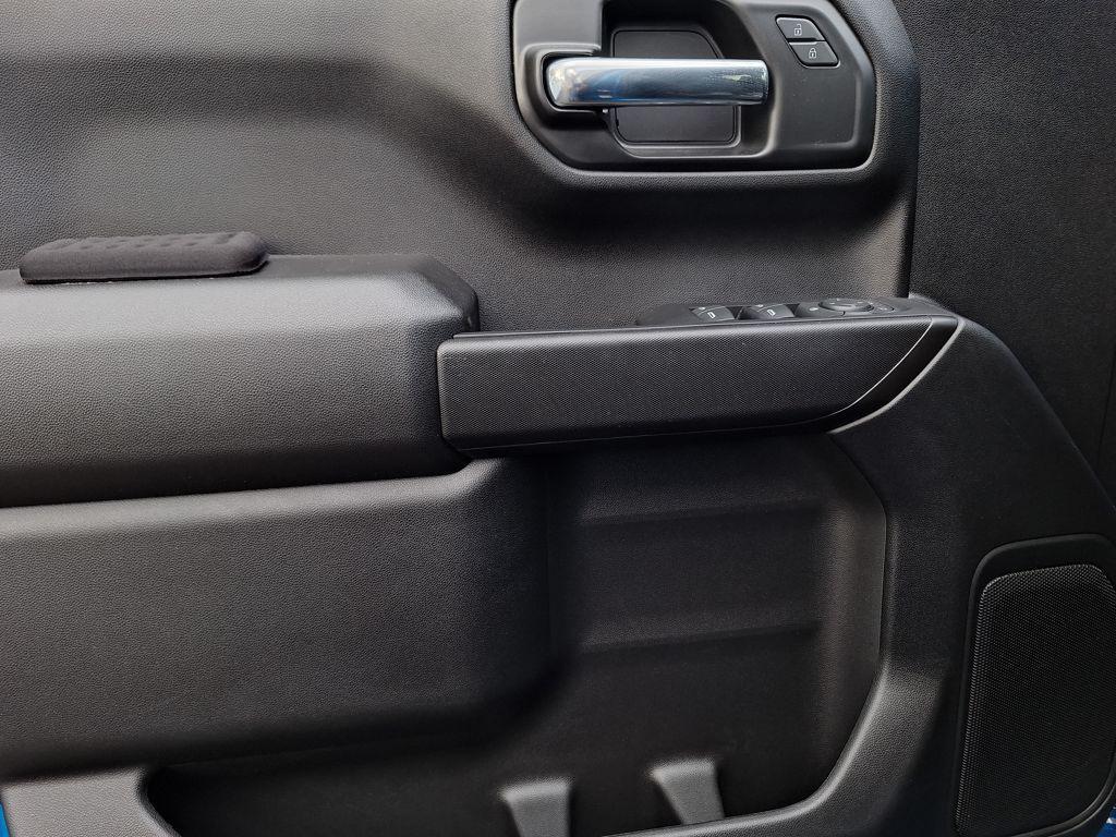 used 2022 Chevrolet Silverado 1500 car, priced at $33,988