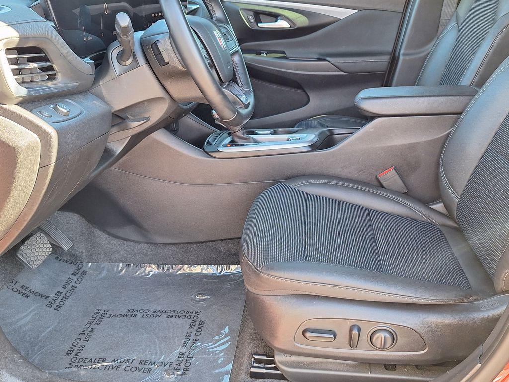used 2024 Buick Envista car, priced at $22,988