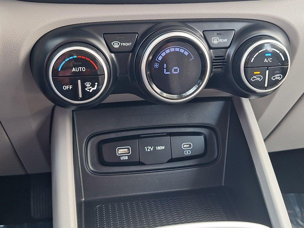 new 2024 Hyundai Venue car, priced at $22,488
