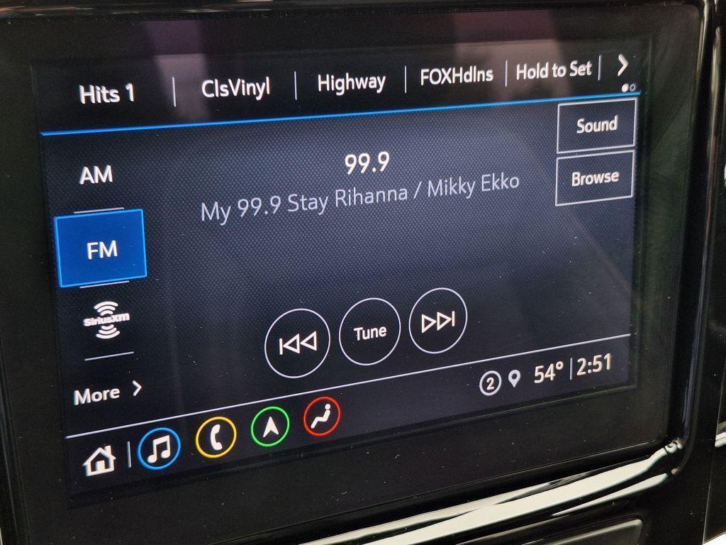 used 2023 Chevrolet Traverse car, priced at $30,988