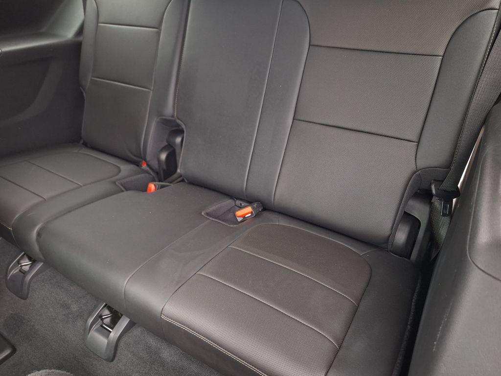 used 2023 Chevrolet Traverse car, priced at $30,988