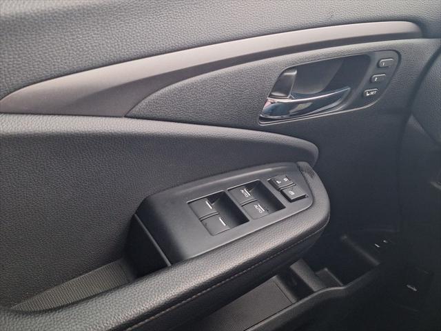 used 2022 Honda Pilot car, priced at $33,988