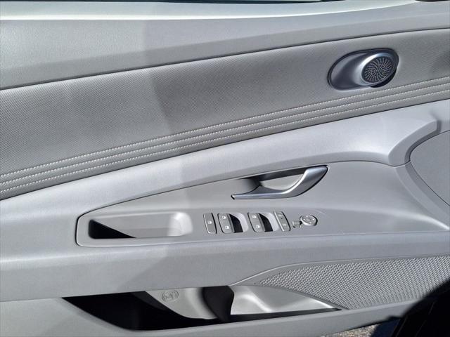 new 2024 Hyundai Elantra car, priced at $26,469