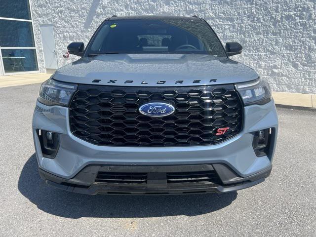 new 2025 Ford Explorer car, priced at $55,915