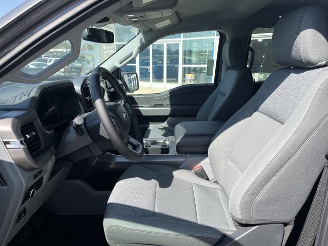 new 2025 Ford F-150 car, priced at $52,260