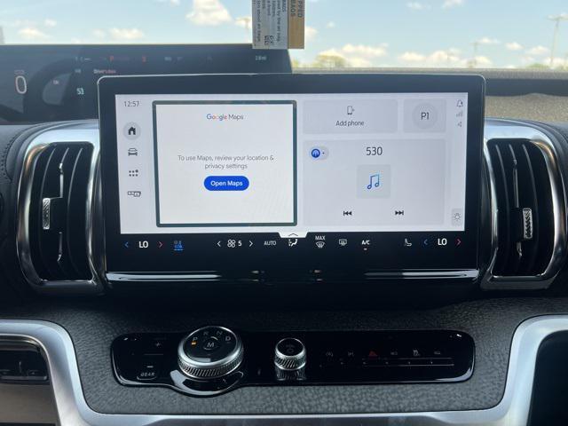 new 2025 Ford Expedition car, priced at $83,089
