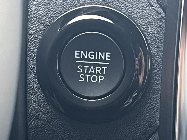 new 2025 Ford Expedition car, priced at $81,778