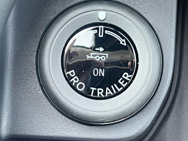 new 2025 Ford Expedition Max car, priced at $70,531