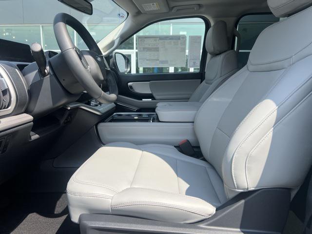 new 2025 Ford Expedition Max car, priced at $70,531