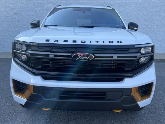 new 2025 Ford Expedition car, priced at $83,089