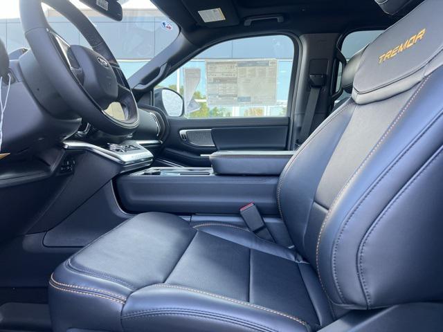 new 2025 Ford Expedition car, priced at $83,089