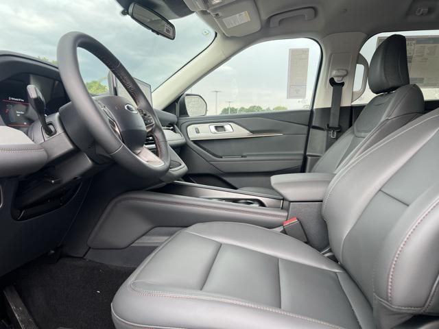 new 2025 Ford Explorer car, priced at $43,465