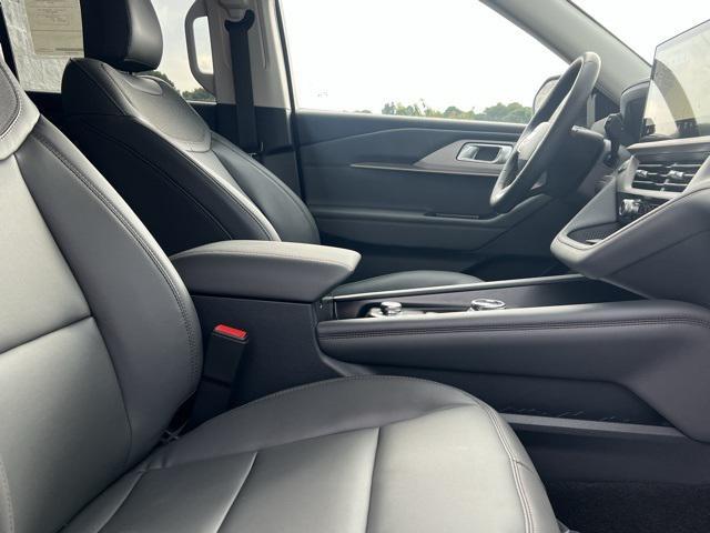 new 2025 Ford Explorer car, priced at $43,465