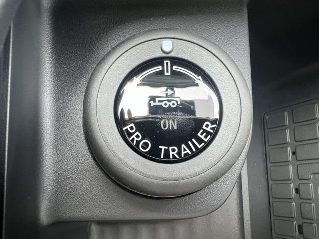 new 2025 Ford Expedition car, priced at $90,195